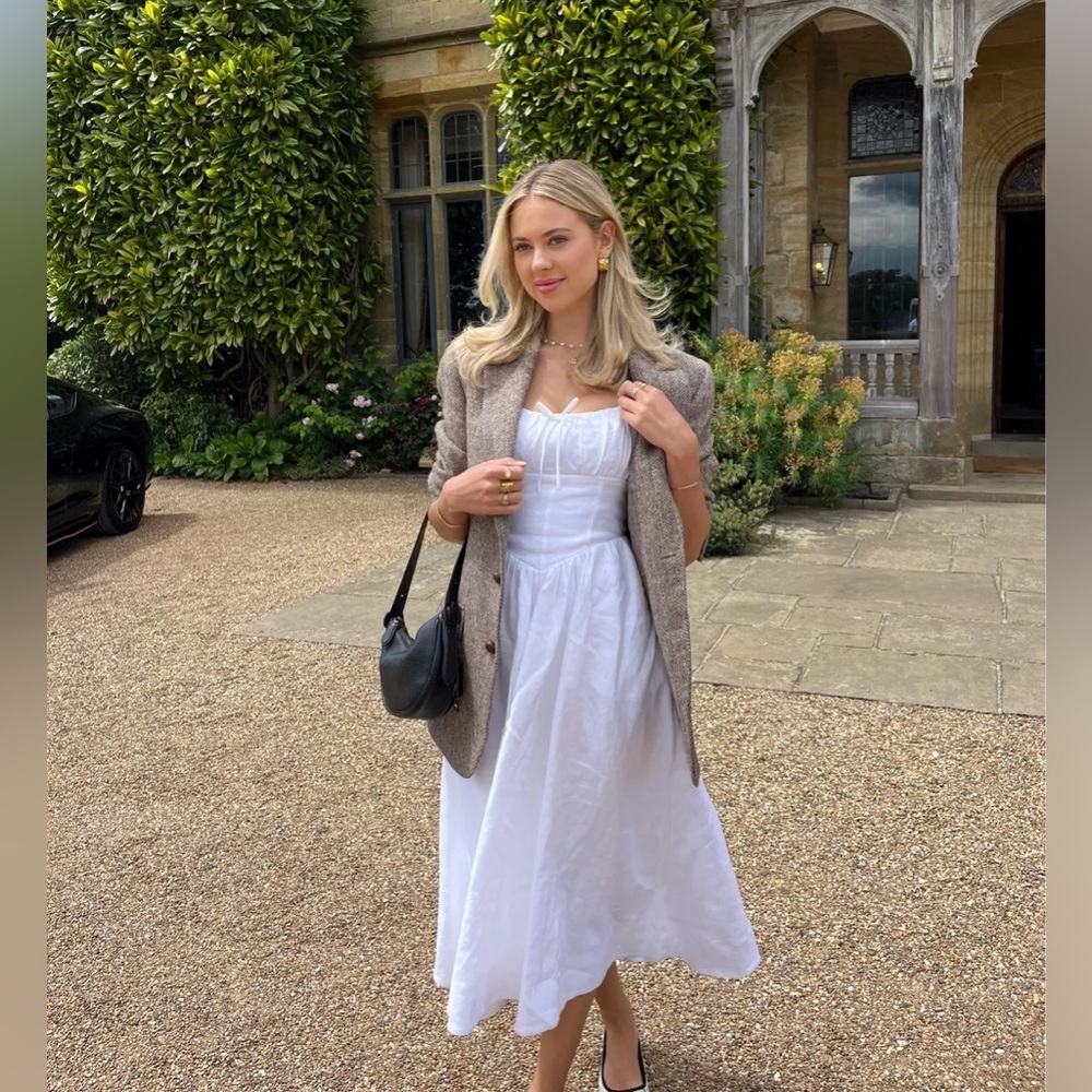 Reformation balia linen milkmaid dress in white - Picture 2 of 11